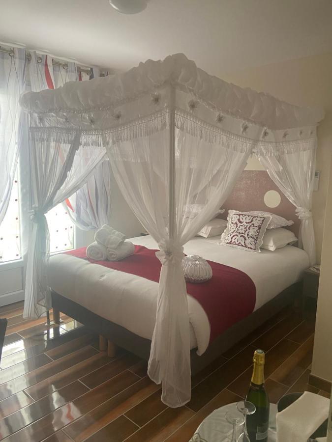 Bed and Breakfast Esprit Etape Saint-Barthélemy-de-Vals Zewnętrze zdjęcie