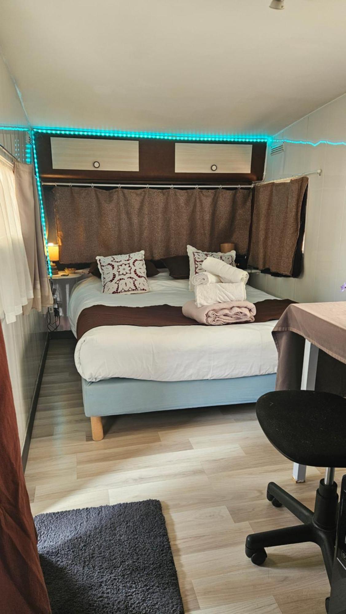 Bed and Breakfast Esprit Etape Saint-Barthélemy-de-Vals Zewnętrze zdjęcie